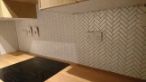 Kitchen splashback tiling